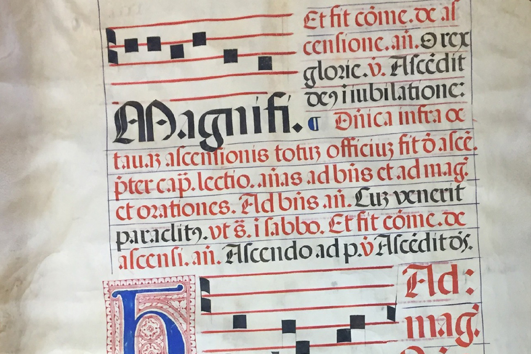 An antiphonal leaf with Latin text and square notation